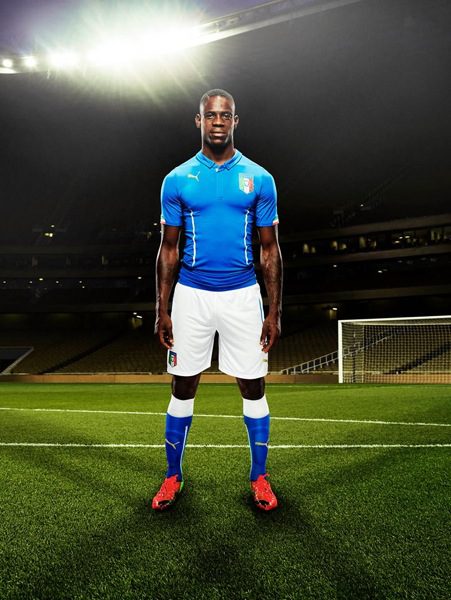 Italy Puma Jersey 2014 Home Balotelli
